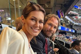 Pavel Nedvěd na zpackaném zápase s JAR po boku sexy krásky: Dara Rolins to ale nebyla - Super.cz